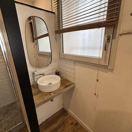 A L'angle Du Vieux Marche *